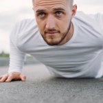 Klata, która robi wrażenie: 9 ćwiczeń, dzięki którym poczujesz różnicę już po pierwszym treningu