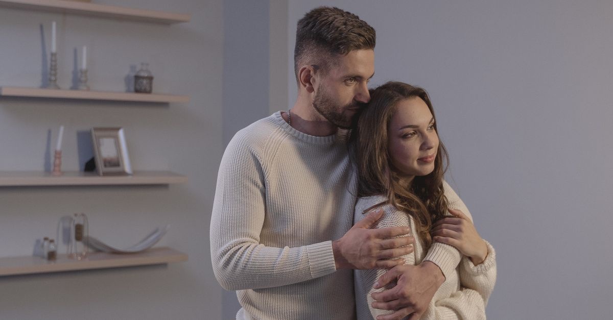 Zamiast kłótni — bliskość: przewodnik po rozmowach o trudnych emocjach z partnerką