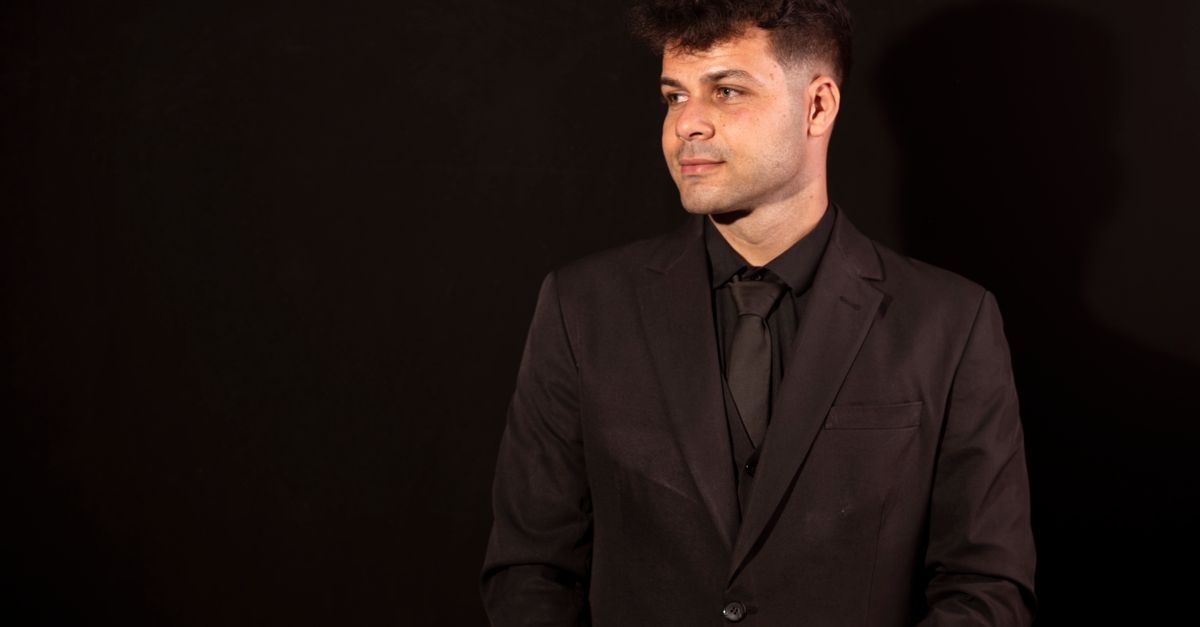 Zostań mistrzem wieczorowej elegancji: zasady Black Tie w pigułce